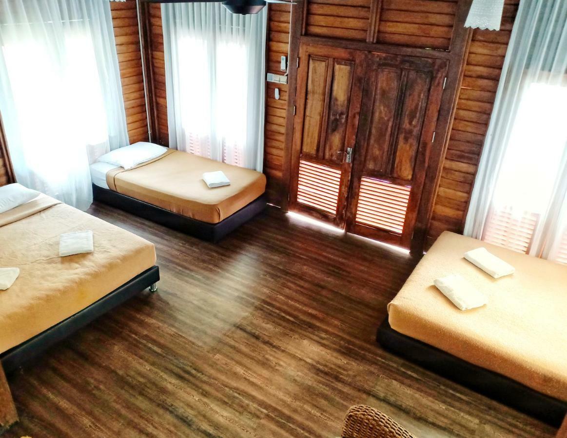 Bayu Lestari Island Resort Mersing Zewnętrze zdjęcie